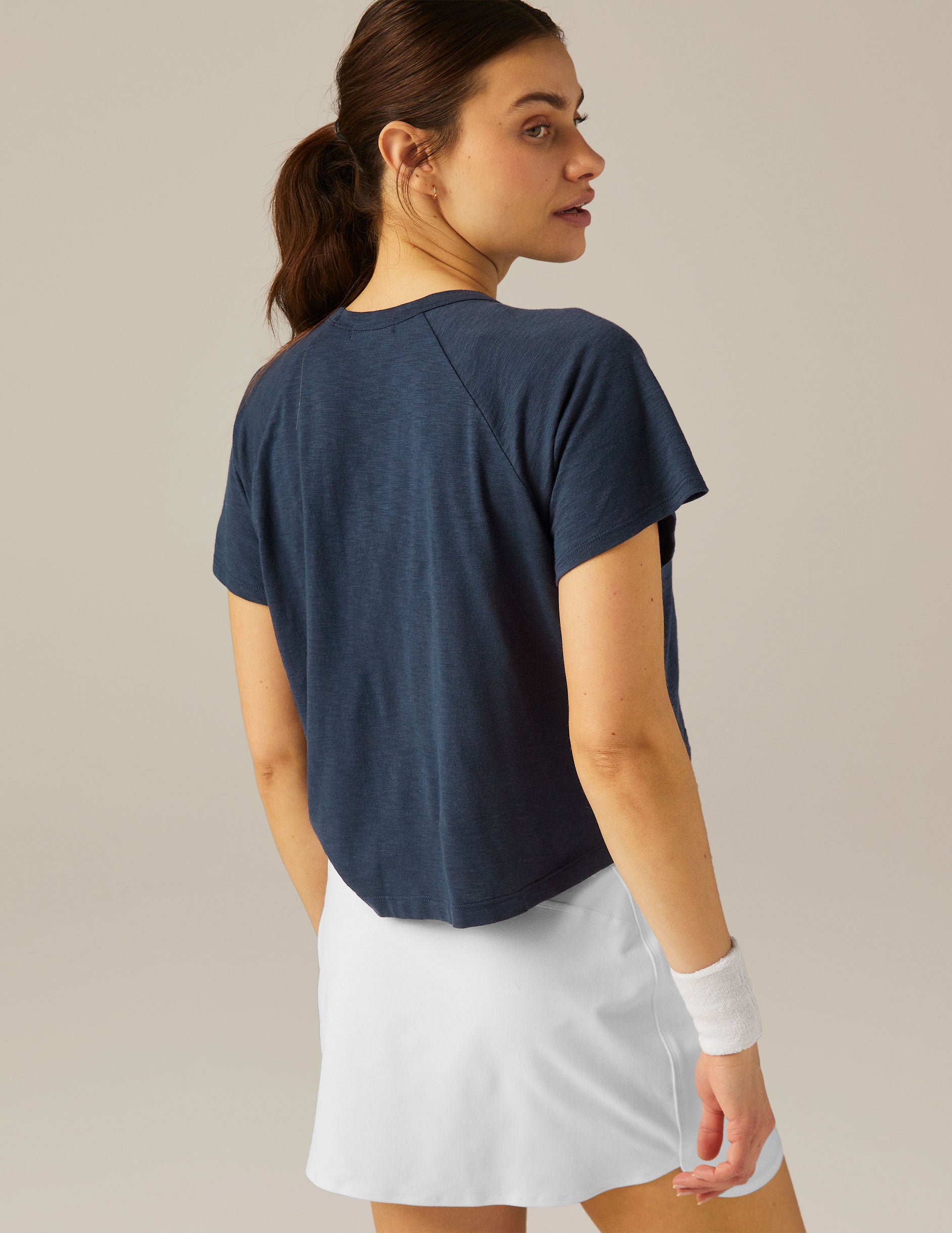 Signature High Low Cropped Tee - Image 3