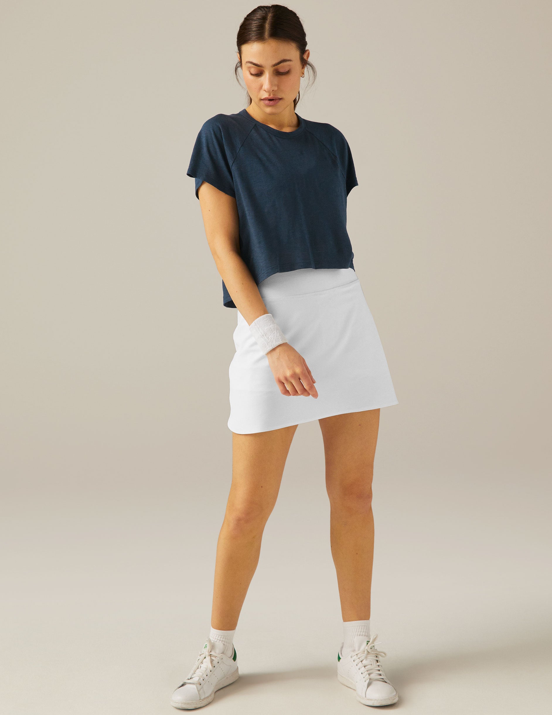 Signature High Low Cropped Tee - Image 4