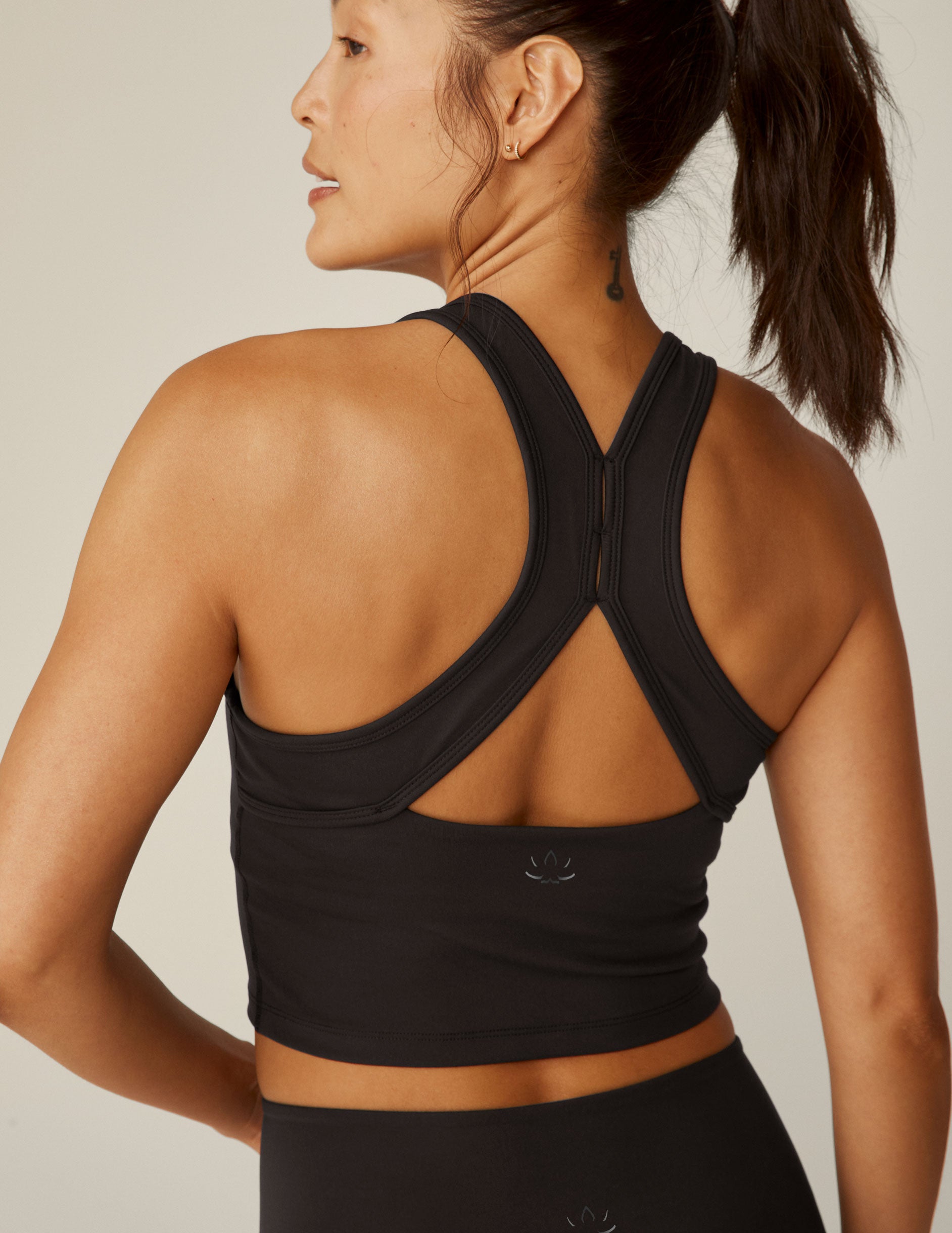 POWERBEYOND? Strive Cropped Tank - Image 3