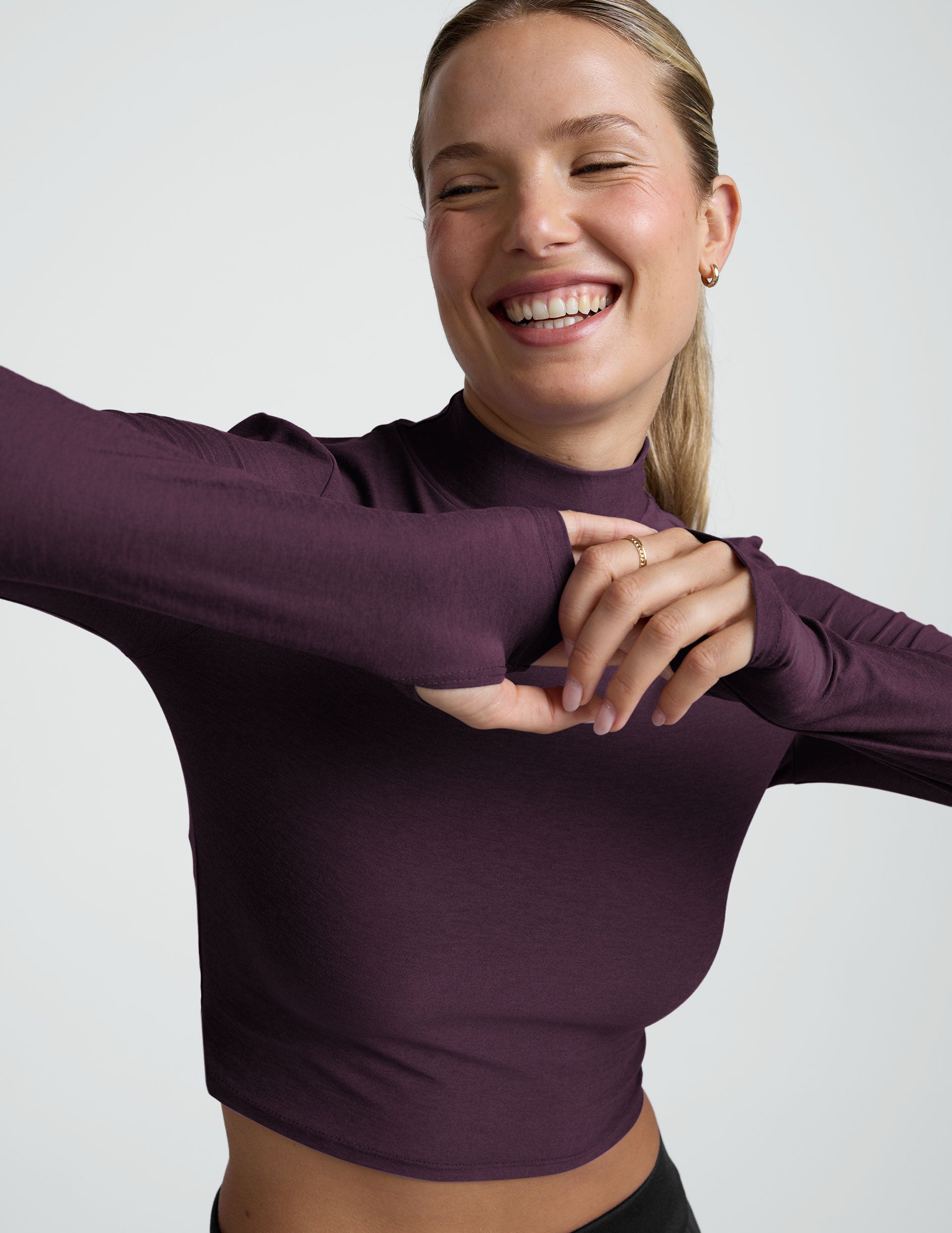 Featherweight Moving On Cropped Pullover - Image 3
